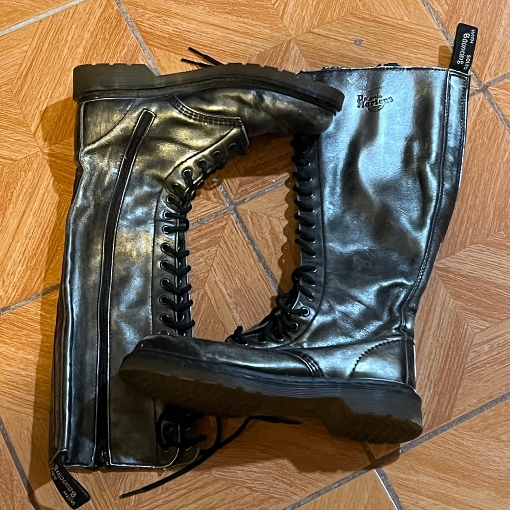 Doc Martens Boots